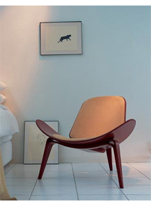 Carl Hansen CH 07 Shell Lounge Chair in Walnut Oil and White Leather<br>by Hans J Wegner