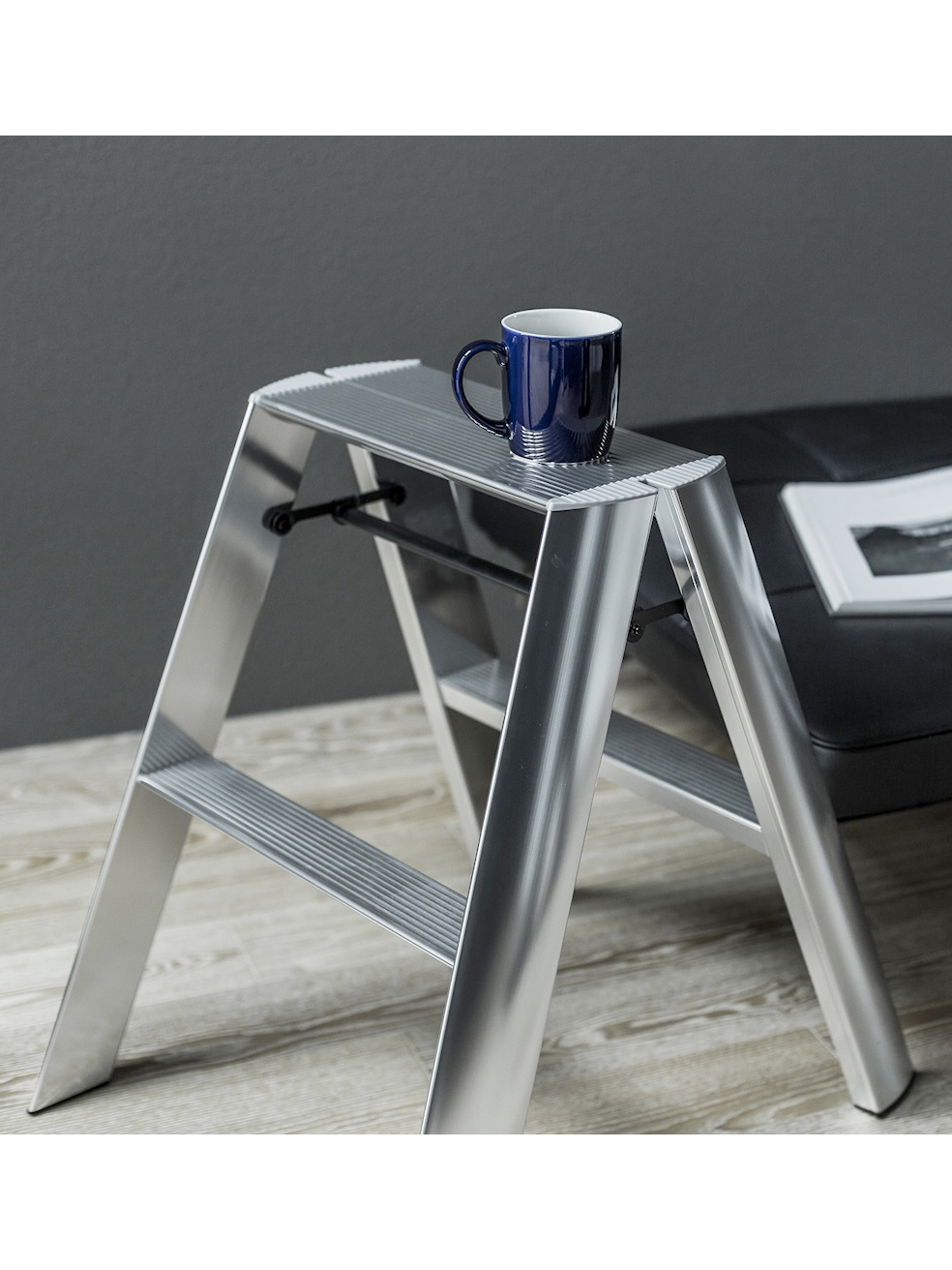 Foldable step up 2025 stool