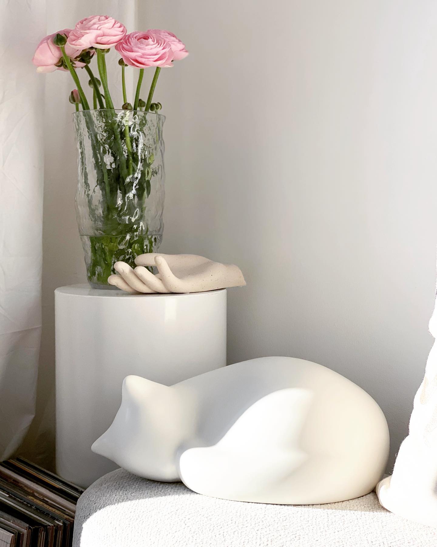 Vitra Resting/Sleeping Cat Home Decor Figurine in Porcelain by