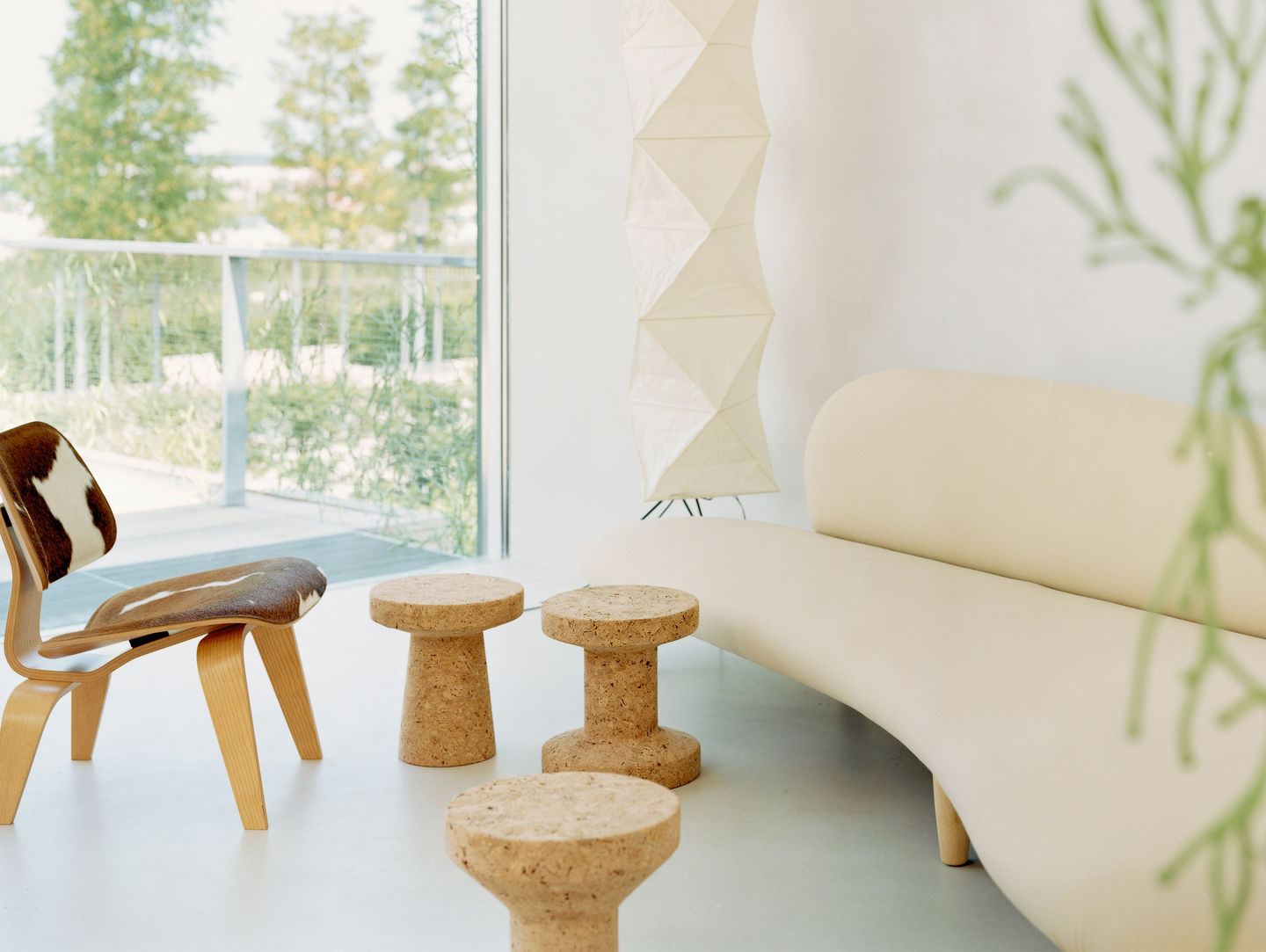 Vitra Freeform Sofa by Isamu Noguchi Stardust Modern