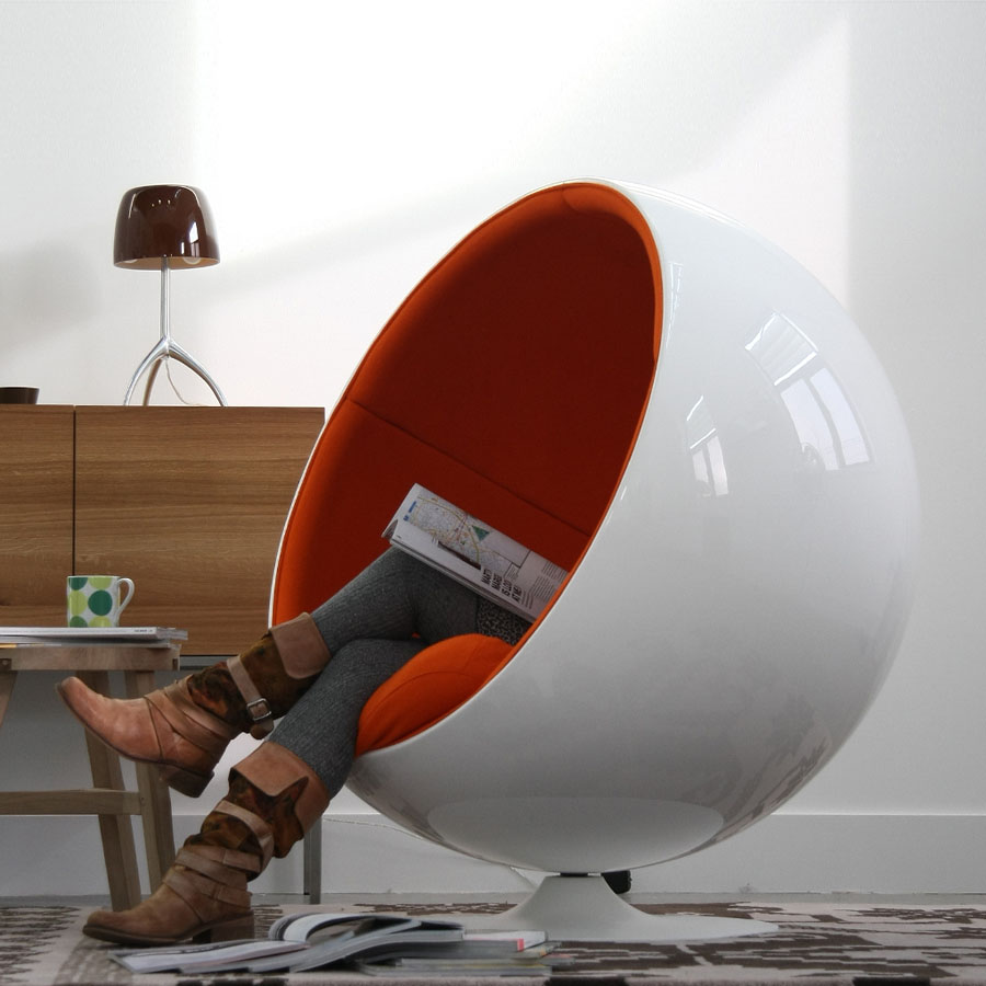 The Giant Ball Chair - Eero Aarnio Originals