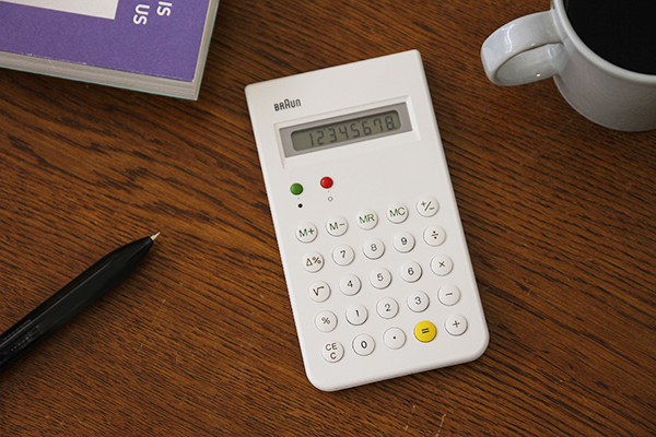 braun et 66 calculator by dieter rams stardust