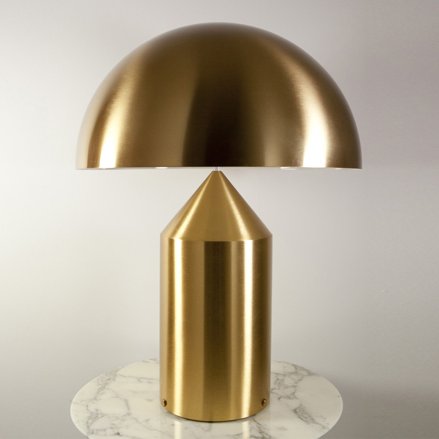 gold metal table lamp