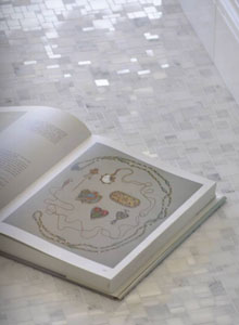 Mini Versailles Statuary Carrara Polished Marble Mosaic Tile